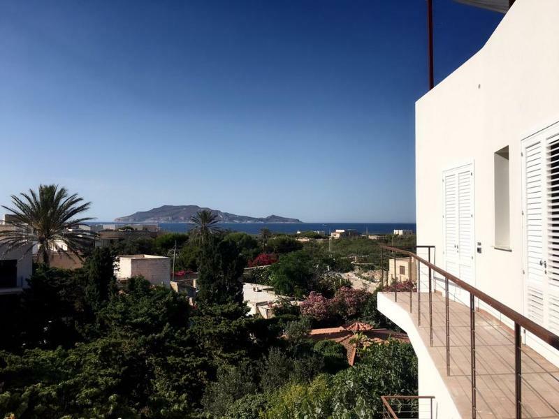 Tra Le Nuvole Apartment Favignana Ngoại thất bức ảnh